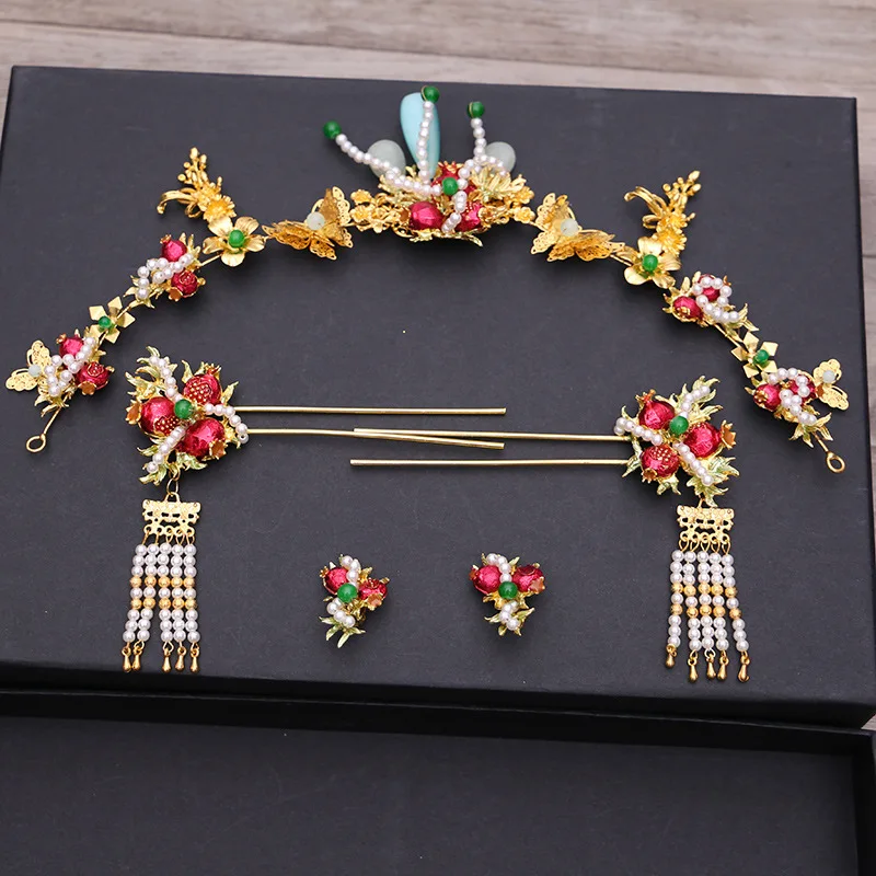 New Chinese brides wedding headdress show costume Phoenix crown antique brides hair accessories wholesale
New Chinese brides wedding headdress show costume Phoenix crown antique brides hair accessories wholesale