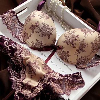 Hirigin 2019 New Women's Sexy Sheer Black Filled Bra Pushes Lace Gold Printed Bra
Hirigin 2019 New Women's Sexy Sheer Black Filled Bra Pushes Lace Gold Printed Bra