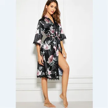 Silk Satin Wedding Bride Bridesmaid Robe Floral Bathrobe Short Kimono Robe Night Robe Bath Robe Fashion Dressing Gown For Women
Silk Satin Wedding Bride Bridesmaid Robe Floral Bathrobe Short Kimono Robe Night Robe Bath Robe Fashion Dressing Gown For Women