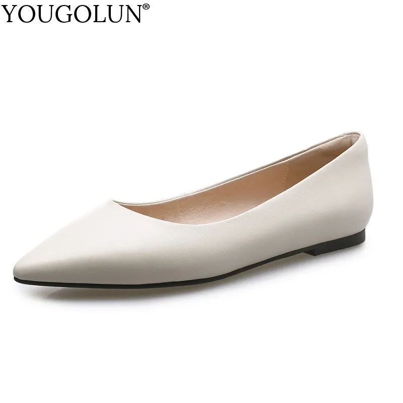 Women Flat Shoes Genuine Leather New 2019 Spring Casual Ladies Loafers Fashion Woman Black Beige Pointed Toe Office Shoes A157
Women Flat Shoes Genuine Leather New 2019 Spring Casual Ladies Loafers Fashion Woman Black Beige Pointed Toe Office Shoes A157
