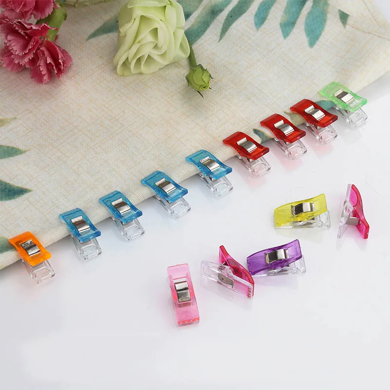 Fabric Clover Mar Tape Bias Maker Plastic Clip Folder Binding Tool 10 pcs/lot Hemming Sewing Tools DIY Job Foot Case Supplies
Fabric Clover Mar Tape Bias Maker Plastic Clip Folder Binding Tool 10 pcs/lot Hemming Sewing Tools DIY Job Foot Case Supplies