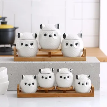 Creative Ceramic Kitchen Seasoning Jar Set Ceramic Cumin Salt Cans Three-piece Cute Owl Seal Tea Can Sugar Bowl With Wooden Tray
Creative Ceramic Kitchen Seasoning Jar Set Ceramic Cumin Salt Cans Three-piece Cute Owl Seal Tea Can Sugar Bowl With Wooden Tray