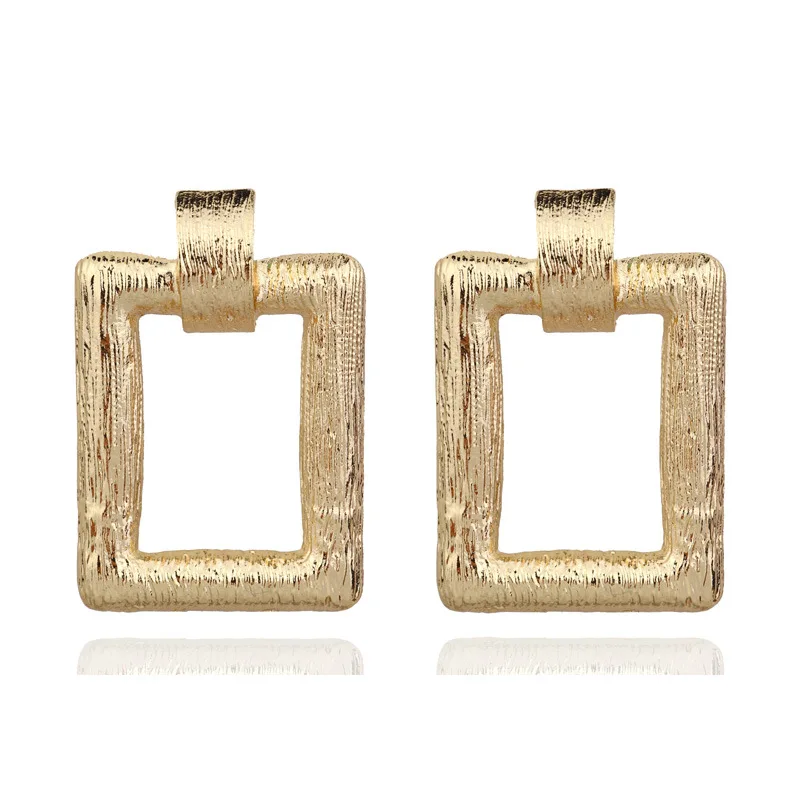 2019 New Punk Long Square Statement Dangle Earrings For Women Metal Gold Color Big Geometry Hanging Eardrop Female ZA Jewelry
2019 New Punk Long Square Statement Dangle Earrings For Women Metal Gold Color Big Geometry Hanging Eardrop Female ZA Jewelry