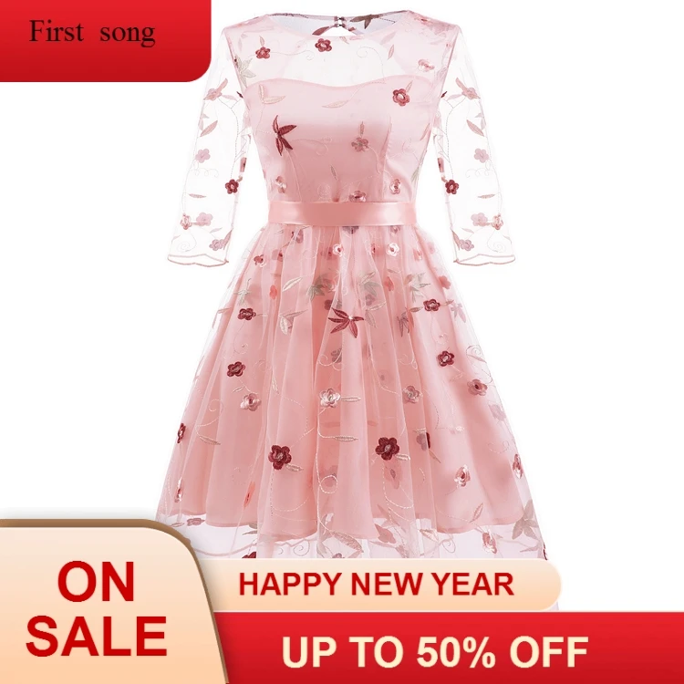 First song lace embroidered dress 2019 female summer dress high-end sexy elegant pink retro elegant party embroidery dress dress
First song lace embroidered dress 2019 female summer dress high-end sexy elegant pink retro elegant party embroidery dress dress