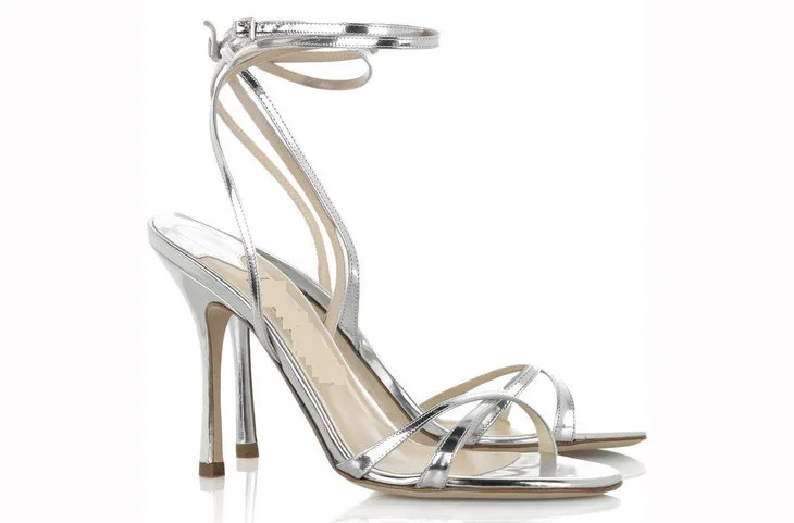 carole levy 2019 New Silver Gold Black White 9cm Pumps Elegant Woman Summer Shoes Thin Heels Ankle Strap Female Sandals Stiletto
carole levy 2019 New Silver Gold Black White 9cm Pumps Elegant Woman Summer Shoes Thin Heels Ankle Strap Female Sandals Stiletto