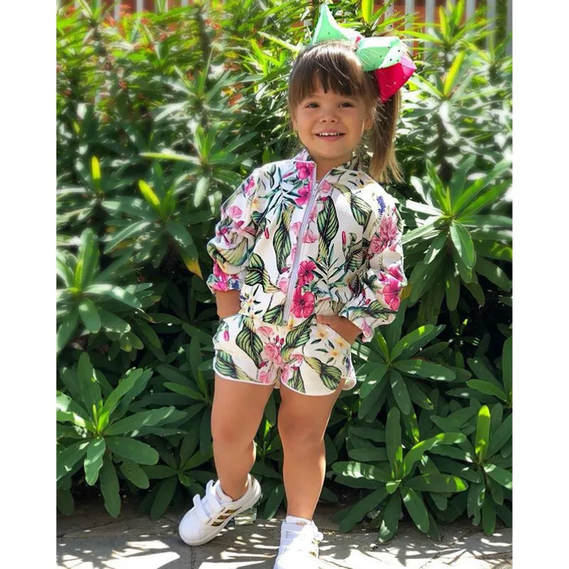 Children Spring Summer Clothes Set 2019 New Arrival Baby girl Infant Kid Zipper Coat Top Shorts 2pcs Outfits Floral Print
Children Spring Summer Clothes Set 2019 New Arrival Baby girl Infant Kid Zipper Coat Top Shorts 2pcs Outfits Floral Print