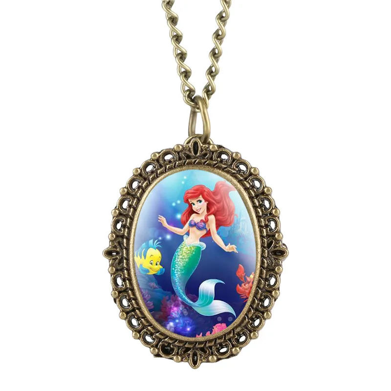 Exquisite Women's Small Quartz Pocket Watch Retro Mermaid Patch Pattern Oval Pocket Watches Gift for Pocket Watch With Necklace
Exquisite Women's Small Quartz Pocket Watch Retro Mermaid Patch Pattern Oval Pocket Watches Gift for Pocket Watch With Necklace
