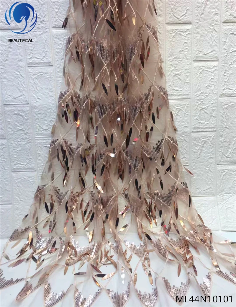 Beautifical net lace sequin laces fabrics french tulle lace fabrics 2019 high quality laces dress for women 5yards/lot ML44N101
Beautifical net lace sequin laces fabrics french tulle lace fabrics 2019 high quality laces dress for women 5yards/lot ML44N101