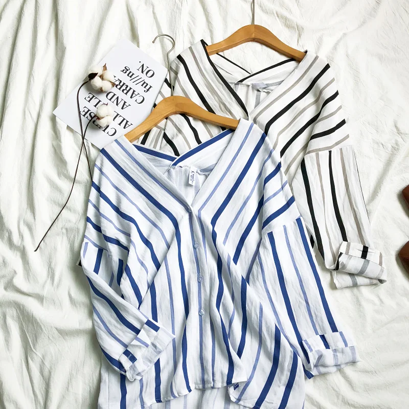 Off Shoulder V Neck Stripe Print Women Blouse Shirts Long Sleeve For Summer Spring
Off Shoulder V Neck Stripe Print Women Blouse Shirts Long Sleeve For Summer Spring