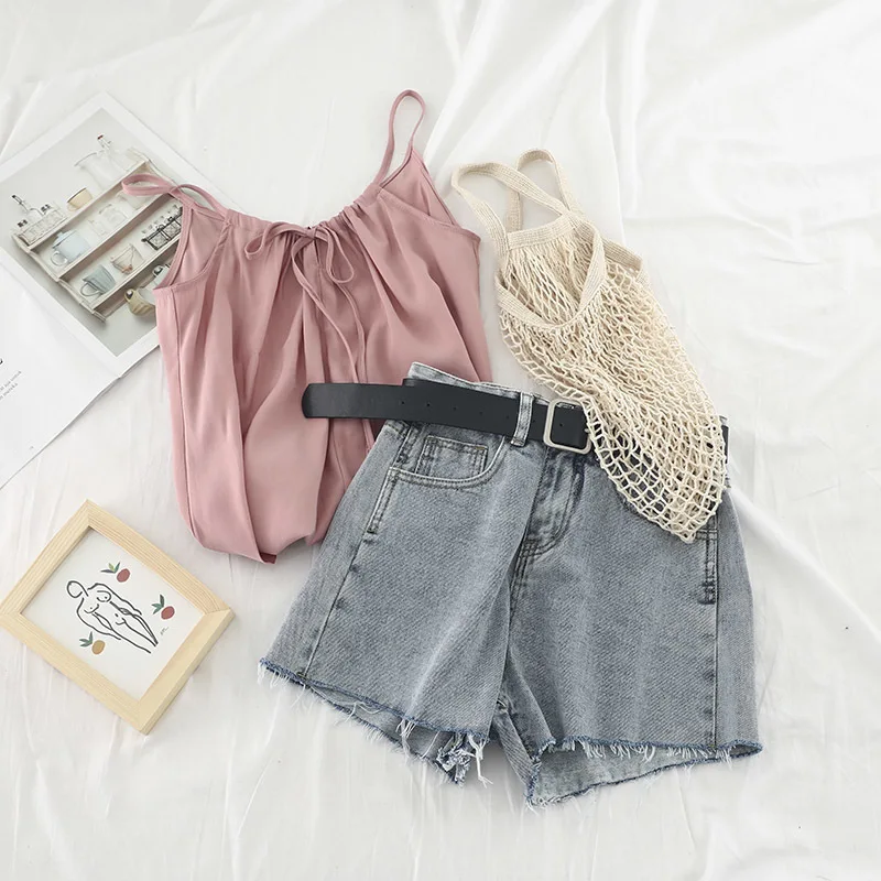 Summer Denim Shorts 2019 Summer Ripped Hole Hot Shorts Korean Sexy Short Jeans Cowboy Style Streetwear
Summer Denim Shorts 2019 Summer Ripped Hole Hot Shorts Korean Sexy Short Jeans Cowboy Style Streetwear