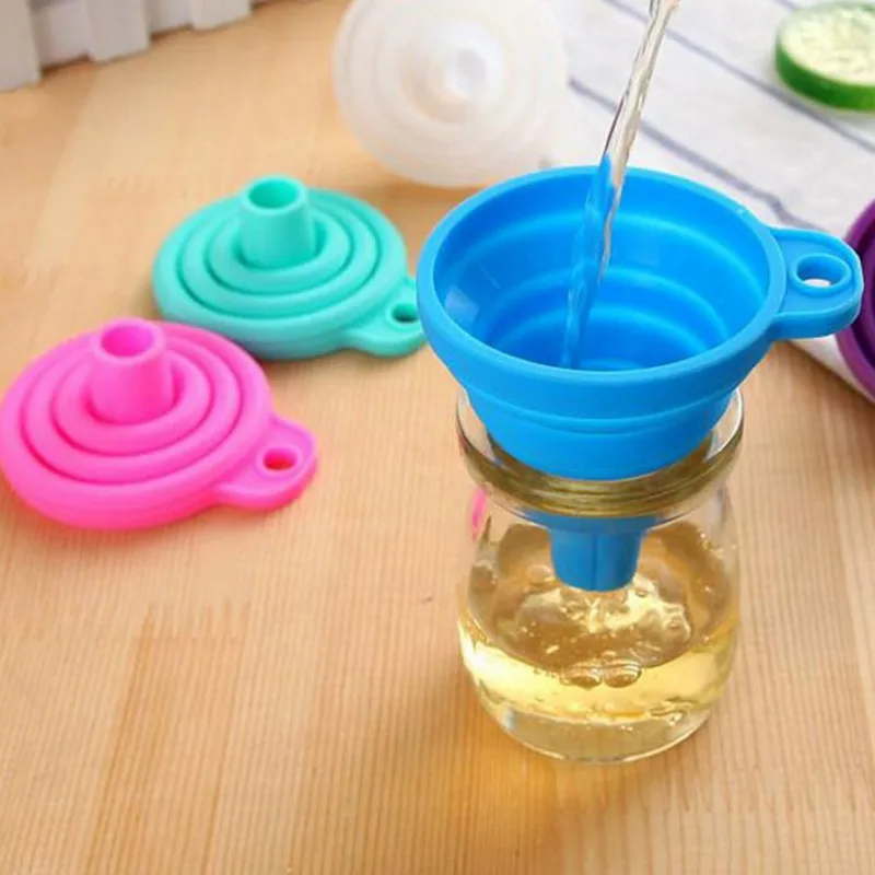 Kitchen Home Mini Silicone Funnel Folding Telescopic Long Neck Funnels For Household Herbs Oils Liquid dispensing Specialty Tool
Kitchen Home Mini Silicone Funnel Folding Telescopic Long Neck Funnels For Household Herbs Oils Liquid dispensing Specialty Tool