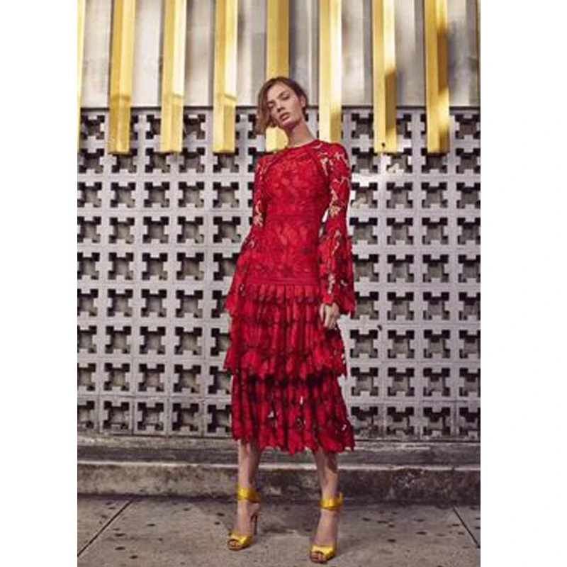 Red Lace Sexy Women Long Dress 2019 Summer High Quality A-line Floral Hollow Out Vacation Dress Flare Sleeve Vintage Shirts
Red Lace Sexy Women Long Dress 2019 Summer High Quality A-line Floral Hollow Out Vacation Dress Flare Sleeve Vintage Shirts