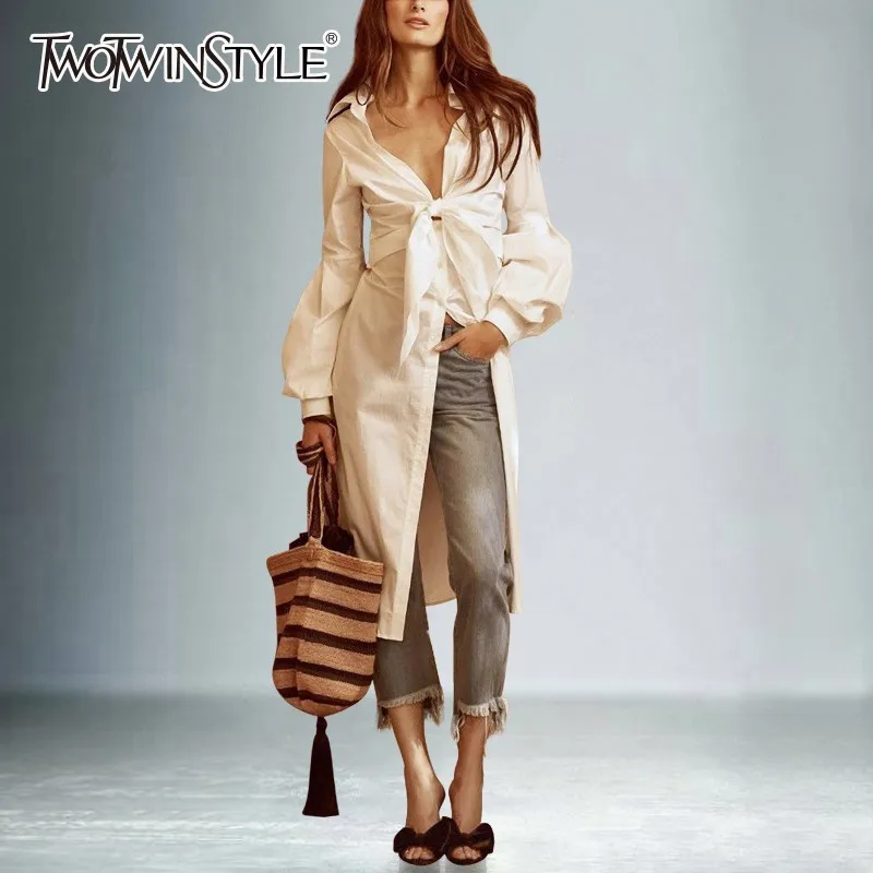 TWOTWINSTYLE 2019 Spring Womens Shirts Blouse V Neck Lantern Long Sleeve Bow Lace Up Tops Female Elegant Fashion Clothing New
TWOTWINSTYLE 2019 Spring Womens Shirts Blouse V Neck Lantern Long Sleeve Bow Lace Up Tops Female Elegant Fashion Clothing New