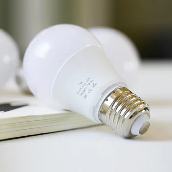 Hot 2pcs E27 LED Light Bulb Bulb Energy Saving Lamp Garden Balcony Outlet with Motion Sensor Smart Light Radar Sensor 7W Sensor
Hot 2pcs E27 LED Light Bulb Bulb Energy Saving Lamp Garden Balcony Outlet with Motion Sensor Smart Light Radar Sensor 7W Sensor