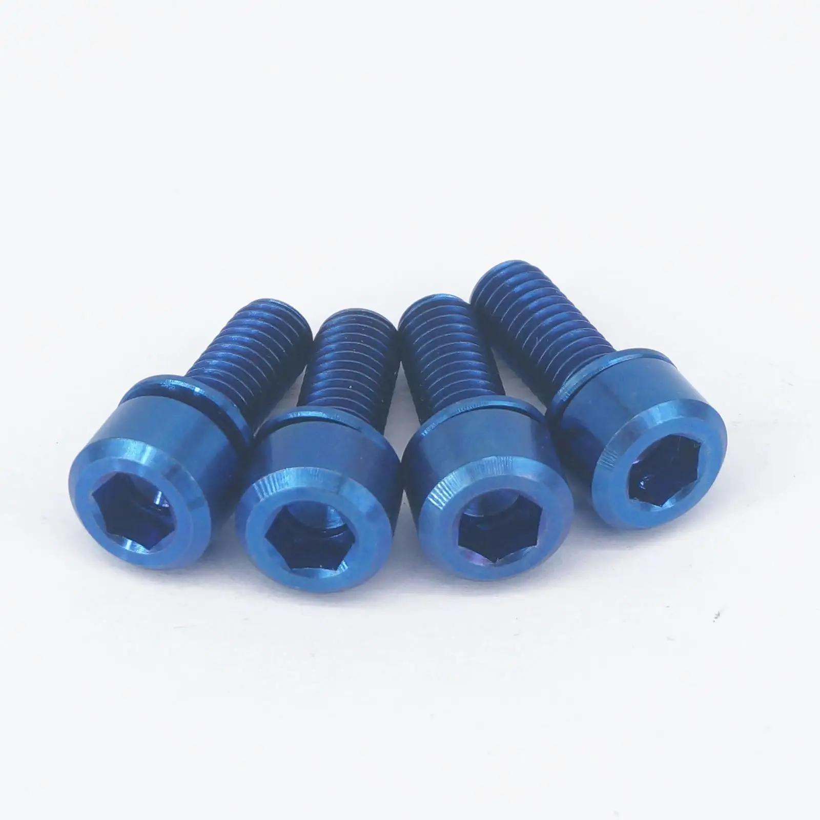 LOT 4 M6 x 16mm Blue TC4 GR5 Titanium Alloy Allen Hex Screw Taper Cone Head Bolts With Washer For Bicycle
LOT 4 M6 x 16mm Blue TC4 GR5 Titanium Alloy Allen Hex Screw Taper Cone Head Bolts With Washer For Bicycle