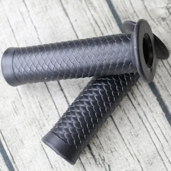 Black Retro Cafe Racer 22mm Rubber Motorbike Grip For Honda Kawasaki Moto Handlebar Motorcycle Handle Grips
Black Retro Cafe Racer 22mm Rubber Motorbike Grip For Honda Kawasaki Moto Handlebar Motorcycle Handle Grips