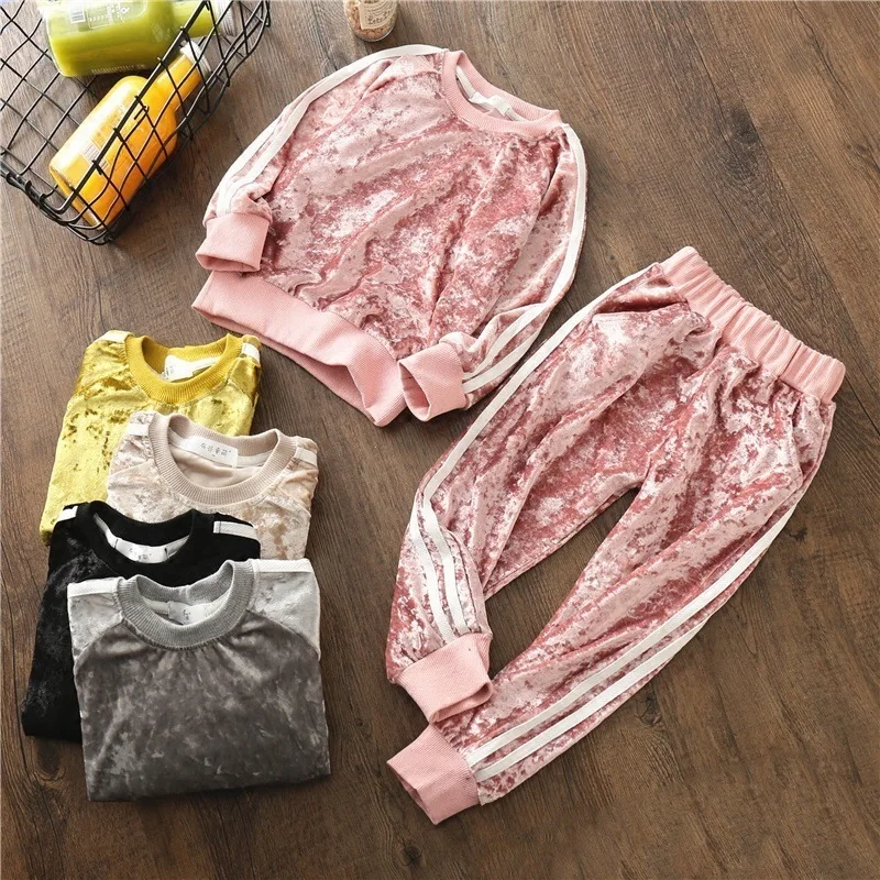 Children's Suit 2018 New Spring And Autumn Velvet Sets Europe And America Style Baby Girls Boys Tide Suit Kids Clothes 2PCS
Children's Suit 2018 New Spring And Autumn Velvet Sets Europe And America Style Baby Girls Boys Tide Suit Kids Clothes 2PCS