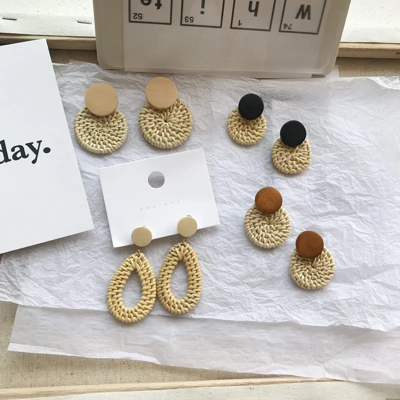 Bohemian Rattan Wooden Drop Earrings Vintage Handmade Resin Dangle Earrings Party Statement 2019 Women Jewelry Wholesale
Bohemian Rattan Wooden Drop Earrings Vintage Handmade Resin Dangle Earrings Party Statement 2019 Women Jewelry Wholesale