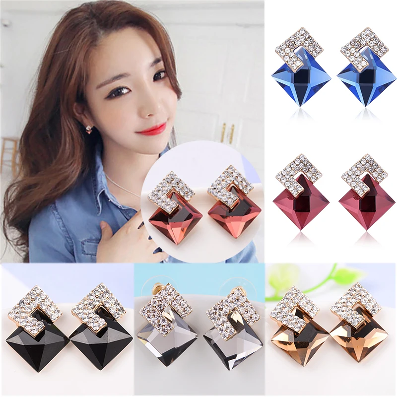 Korean Gold Silver Stainless Steel Rhinestone Crystal Glass Big Square Stud Earring Fashion Jewelry boucle d'oreille femme 2019
Korean Gold Silver Stainless Steel Rhinestone Crystal Glass Big Square Stud Earring Fashion Jewelry boucle d'oreille femme 2019