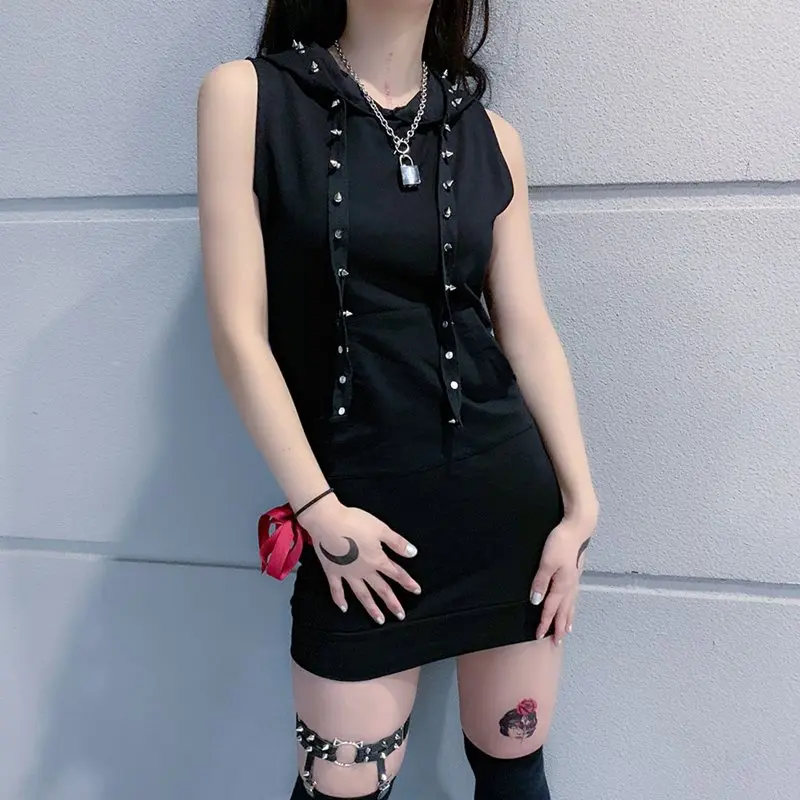 Summer Sexy Club Punk Black Gothic Harajuku Women Mini Dresses Hip Hop Bodycon Hooded Rivet Solid Female Fashion Short Dress
Summer Sexy Club Punk Black Gothic Harajuku Women Mini Dresses Hip Hop Bodycon Hooded Rivet Solid Female Fashion Short Dress