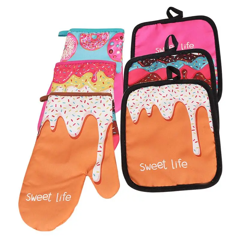 Two-Piece Donuts Pattern Microwave Gloves Insulated Pad Cotton And Linen Padded High Temperature Resistant Oven Gloves Pot Holde
Two-Piece Donuts Pattern Microwave Gloves Insulated Pad Cotton And Linen Padded High Temperature Resistant Oven Gloves Pot Holde