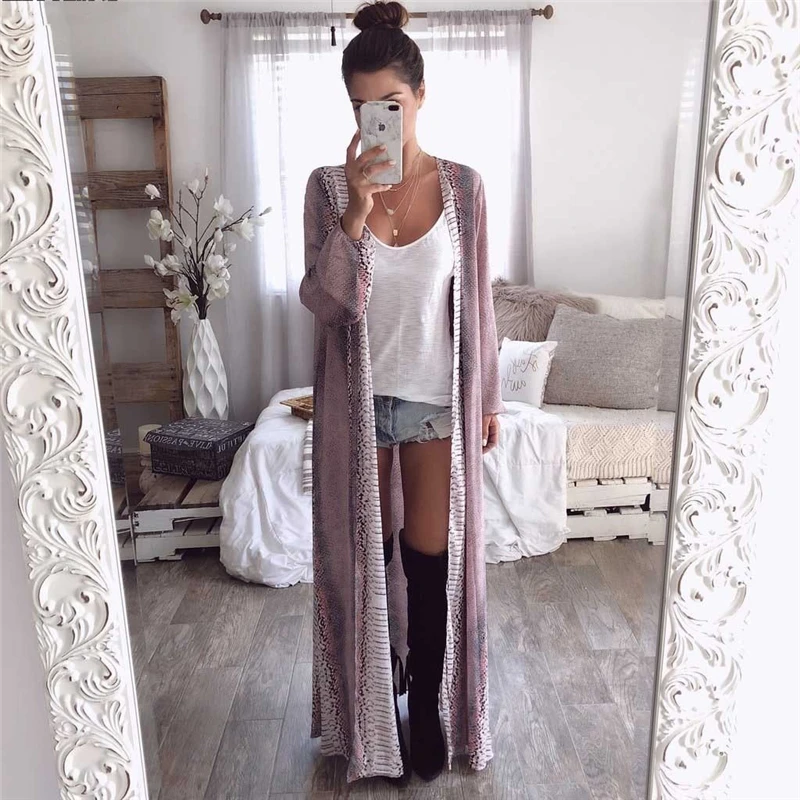 Womens Vogue Long Sleeve Snake Print Chiffon Long Cardigan Blouses New Female Boho Loose Long Shirt Tops Outwear cardigans femme
Womens Vogue Long Sleeve Snake Print Chiffon Long Cardigan Blouses New Female Boho Loose Long Shirt Tops Outwear cardigans femme