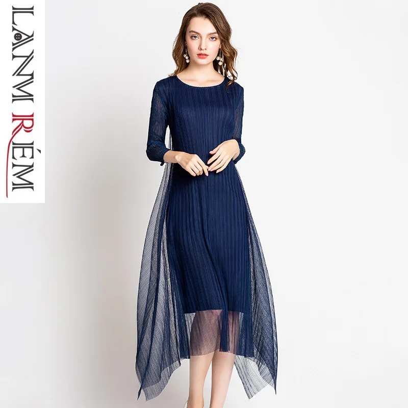 LANMREM High Quality Pleated Dresses For Women Round Collar Patchwork Mesh Clothing 2020 Spring Summer Robe Femme Longue JR085
LANMREM High Quality Pleated Dresses For Women Round Collar Patchwork Mesh Clothing 2020 Spring Summer Robe Femme Longue JR085
