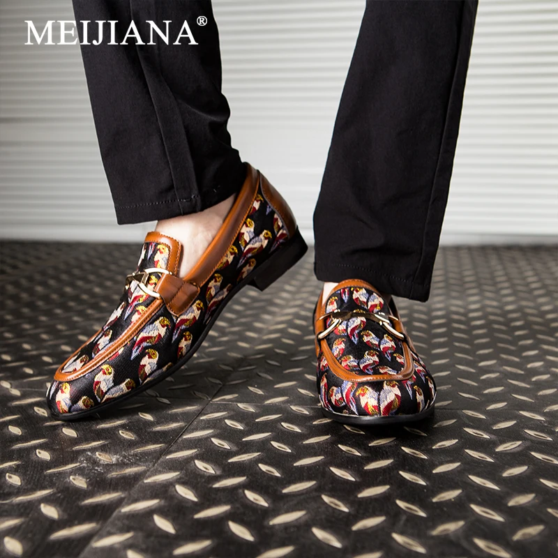 MEIJIANA Loafers Men Shoes Fashion Comfortable Casual Shoes 2019 New Hot Sale Banquet Shoes Quality Split Leather Shoes
MEIJIANA Loafers Men Shoes Fashion Comfortable Casual Shoes 2019 New Hot Sale Banquet Shoes Quality Split Leather Shoes