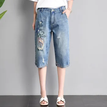 Boyfriend Hole Ripped Jeans Women Vintage Floral Embroidery Straight Jeans For Girl Mid Waist Casual Denim Pants Female
Boyfriend Hole Ripped Jeans Women Vintage Floral Embroidery Straight Jeans For Girl Mid Waist Casual Denim Pants Female