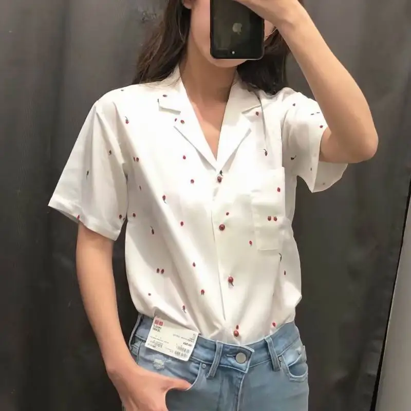 Women Summer Shirt Short Sleeve 2019 New Arrival Cute Strawberry Prints Preppy Girl Blouse White Female Chic Tops
Women Summer Shirt Short Sleeve 2019 New Arrival Cute Strawberry Prints Preppy Girl Blouse White Female Chic Tops