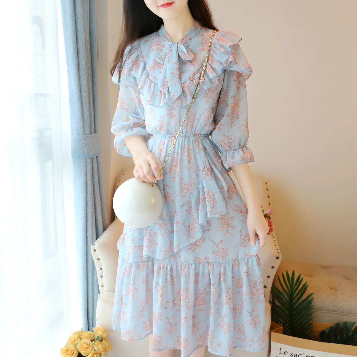 White,Blue Flowers Printed Chiffon Dress Literature Women 3/4 Sleeve Floral Print Long Dresses Ruffles Mori Girl Vestidos
White,Blue Flowers Printed Chiffon Dress Literature Women 3/4 Sleeve Floral Print Long Dresses Ruffles Mori Girl Vestidos