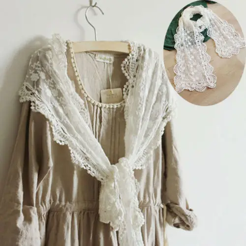 Tassel Summer Lady Lace Scarf Flexible Women Triangle Bandage Floral scarves Shawl Marriage gift scarf
Tassel Summer Lady Lace Scarf Flexible Women Triangle Bandage Floral scarves Shawl Marriage gift scarf
