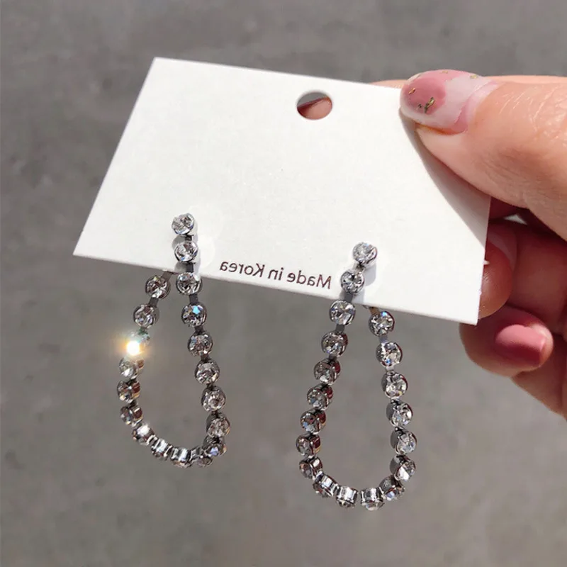 2019Korean New Temperament Personality Full Crystal Elegant Drop Earring Luxury Classic Metal Women Party Drop Nightclub Earring
2019Korean New Temperament Personality Full Crystal Elegant Drop Earring Luxury Classic Metal Women Party Drop Nightclub Earring