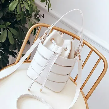 Herald Fashion Solid Women Messenger Bag Small Portable Bucket Bag Hollow Out Female Should Bag Casual Wild Ladies Crossbody Bag
Herald Fashion Solid Women Messenger Bag Small Portable Bucket Bag Hollow Out Female Should Bag Casual Wild Ladies Crossbody Bag