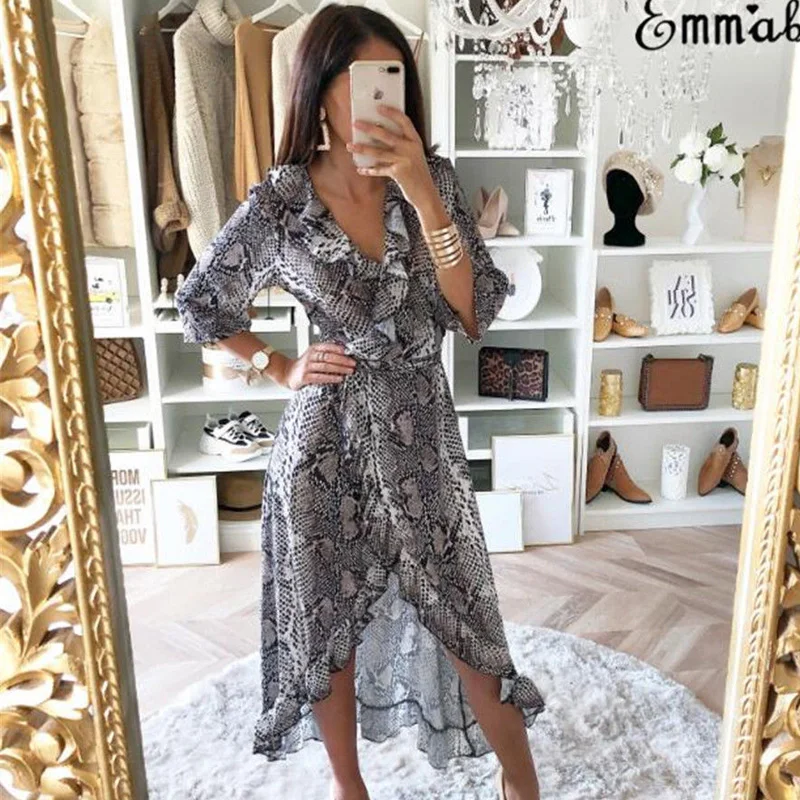 Women V neck snake skin print Maxi dress Ladies Split beach party dresses Vestido Mujer 2019 elegant Ruffles long party hot sale
Women V neck snake skin print Maxi dress Ladies Split beach party dresses Vestido Mujer 2019 elegant Ruffles long party hot sale