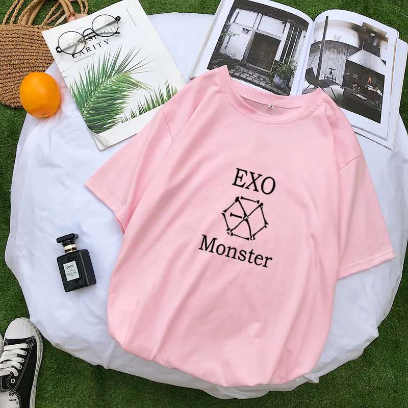 EXO Pink cotton Women Tshirt Short Sleeve Kpop korean loose T-shirt summer Clothes streetwear harajuku T shirt woman casual tops
EXO Pink cotton Women Tshirt Short Sleeve Kpop korean loose T-shirt summer Clothes streetwear harajuku T shirt woman casual tops