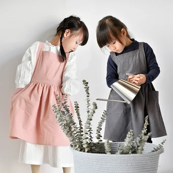 Japanese style cotton linen children apron lovely pleated skirt parent baby apron beauty salon mother child shop version bib
Japanese style cotton linen children apron lovely pleated skirt parent baby apron beauty salon mother child shop version bib