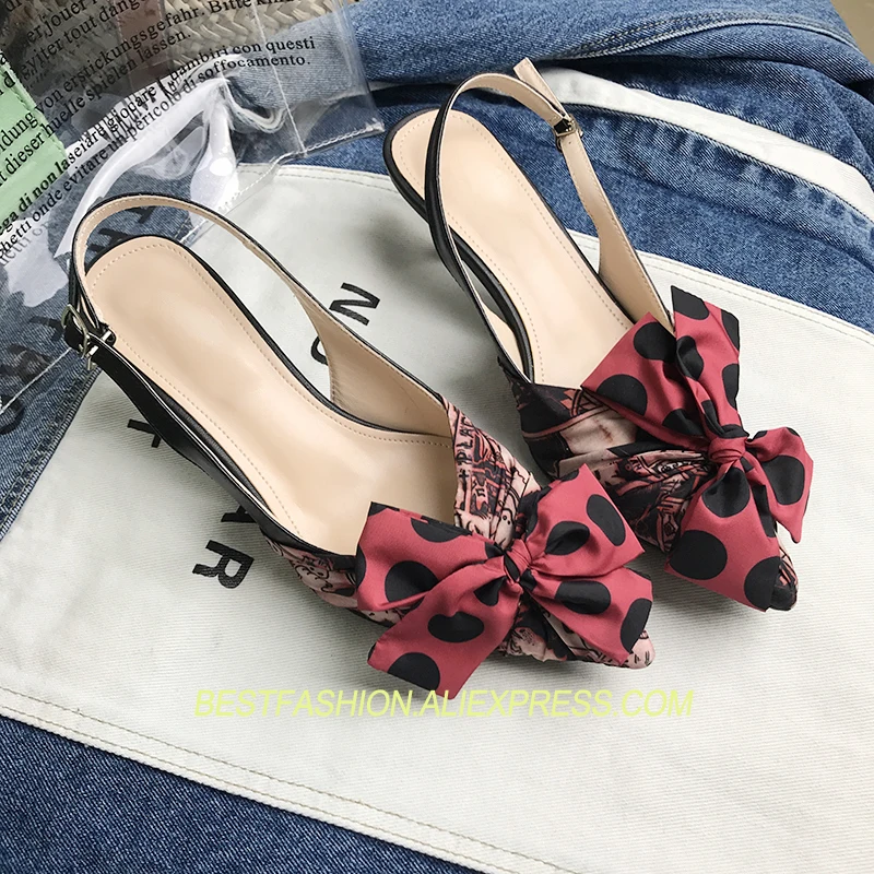 Hot Spring Summer Shoes Woman Slingbacks Pumps Printed Big Bow-knot Ankle Strap Med Heels Pumps Designer Woman Party Pumps
Hot Spring Summer Shoes Woman Slingbacks Pumps Printed Big Bow-knot Ankle Strap Med Heels Pumps Designer Woman Party Pumps