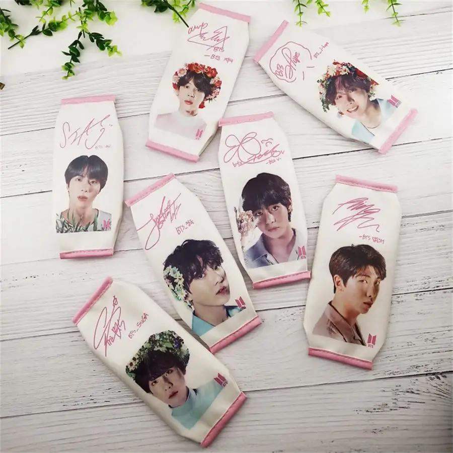 Kpop BTS Love Yourself Photo Printed Leather Pencil Pen Case Blackpink Cosmetic Makeup Bag School Supplies
Kpop BTS Love Yourself Photo Printed Leather Pencil Pen Case Blackpink Cosmetic Makeup Bag School Supplies