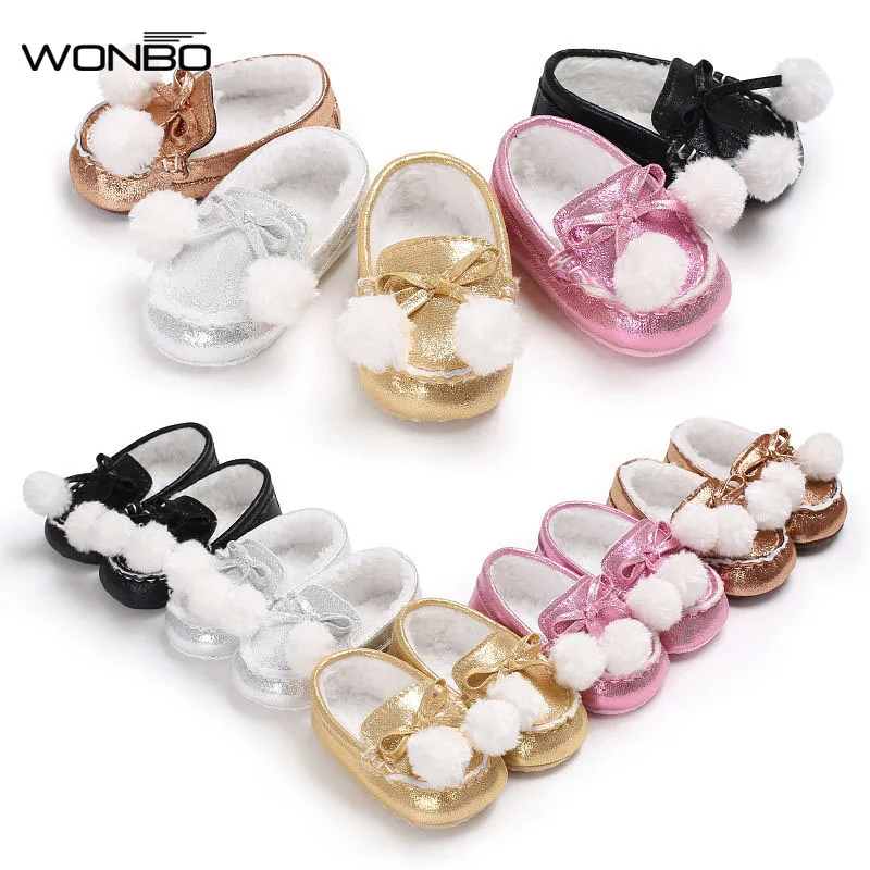 Bright Warm Autumn Winter Baby Girl Shoes Cute Hairball Princess Baby Moccasins Booties Soft Sole First Walkers Crib Bebe Shoes
Bright Warm Autumn Winter Baby Girl Shoes Cute Hairball Princess Baby Moccasins Booties Soft Sole First Walkers Crib Bebe Shoes