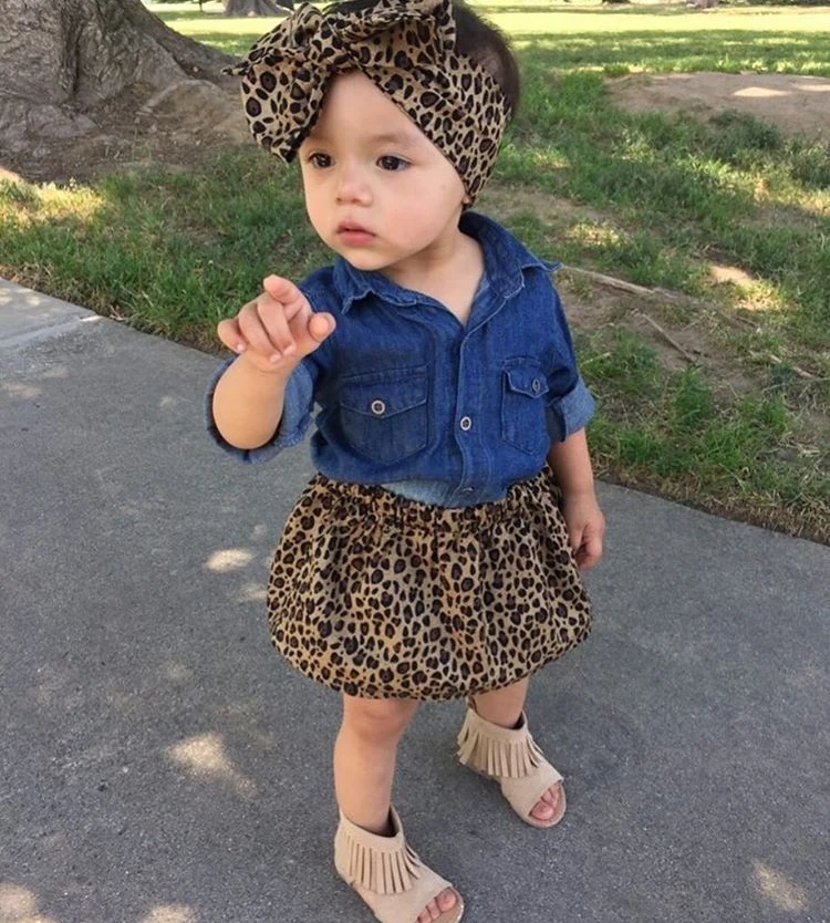 3 pieces Long Sleeve Denim Shirt Top and Leopard Print Skirt For Toddler Girl Autumn Clothes
3 pieces Long Sleeve Denim Shirt Top and Leopard Print Skirt For Toddler Girl Autumn Clothes