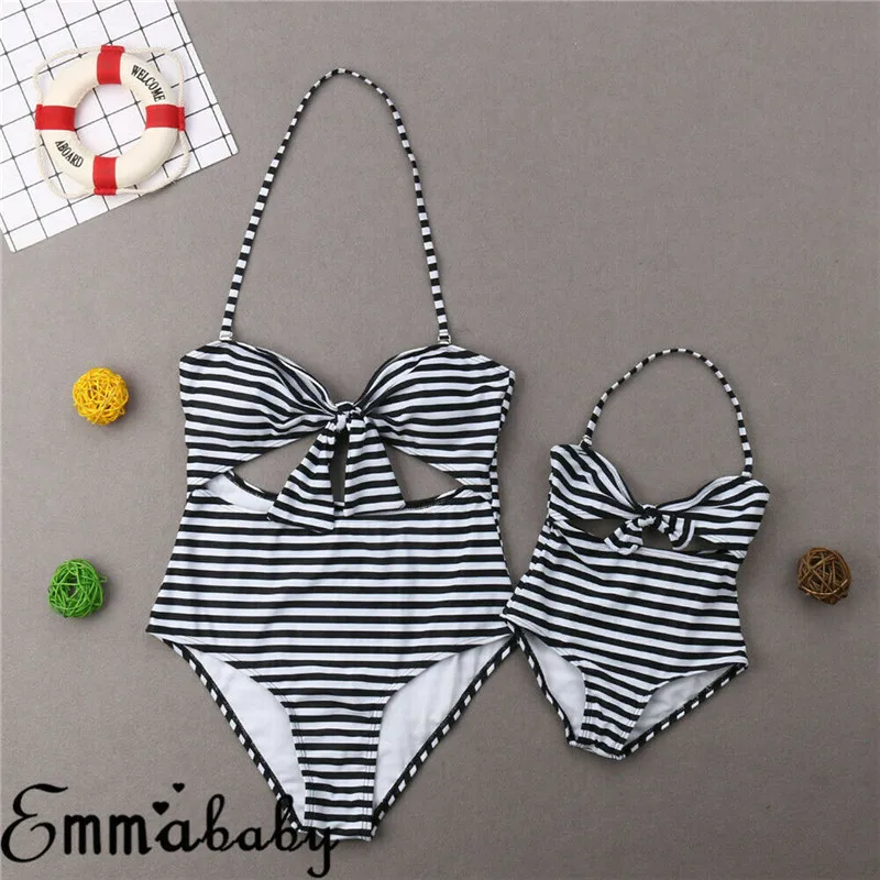 Family Matching Summer Beachwear Men Women Boys Girls Kid Swimsuit Bikini Swimwear Outfit Holiday Children One-Piece Suits
Family Matching Summer Beachwear Men Women Boys Girls Kid Swimsuit Bikini Swimwear Outfit Holiday Children One-Piece Suits