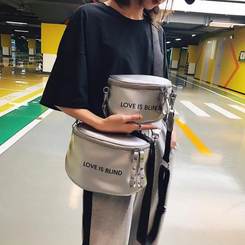 New PU Leather Crossbody Bags For Women Letter Zipper Shoulder Bag Purses Fashion Designer Messenger Bag Luxury Bolsa Women Bag 
New PU Leather Crossbody Bags For Women Letter Zipper Shoulder Bag Purses Fashion Designer Messenger Bag Luxury Bolsa Women Bag