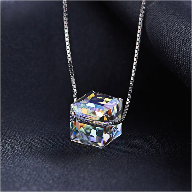 Malanda Crystals From Swarovski Square Beads Pendants Necklaces For Women Fashion Silver Chain Necklaces Wedding Party Jewelry
Malanda Crystals From Swarovski Square Beads Pendants Necklaces For Women Fashion Silver Chain Necklaces Wedding Party Jewelry
