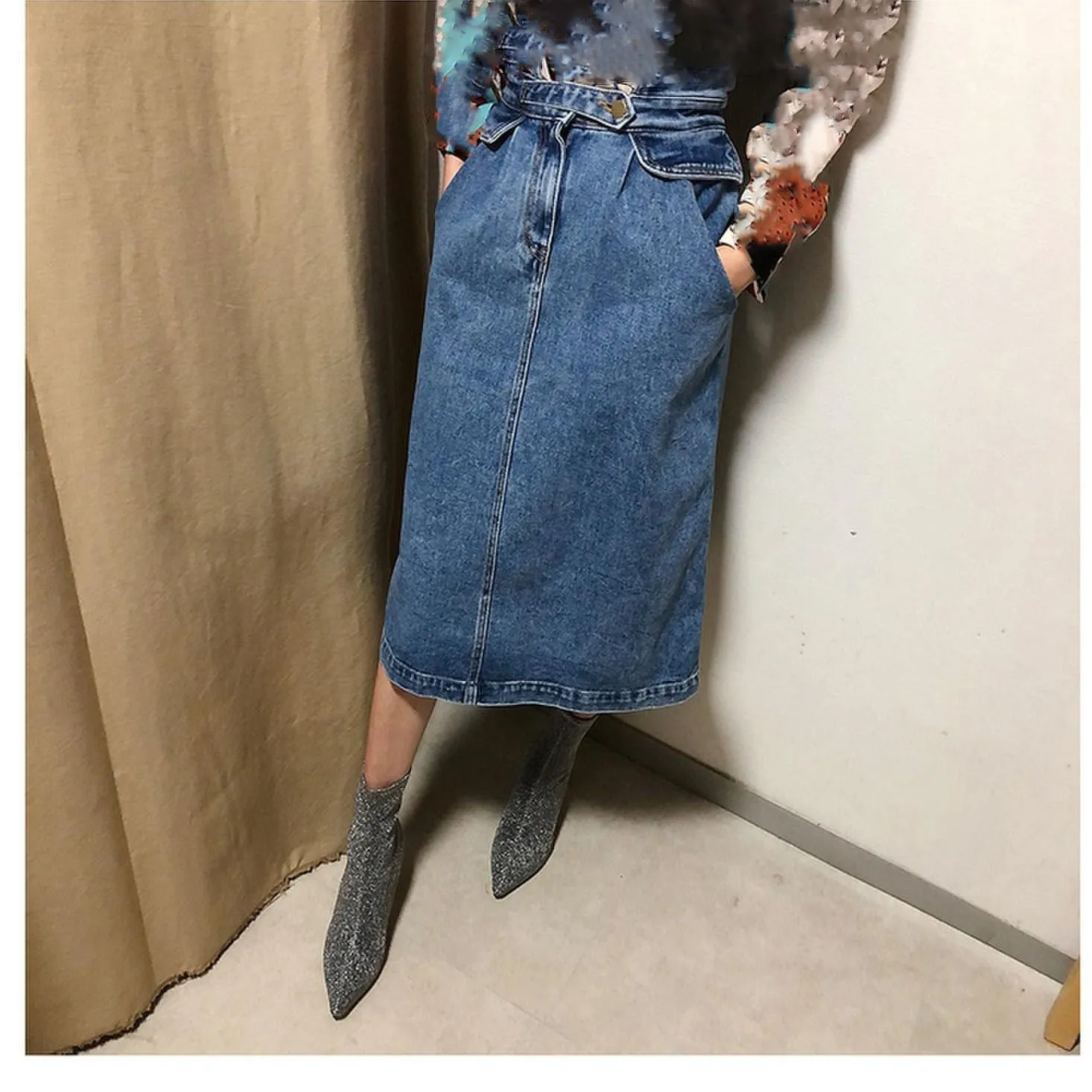 2019 Spring Summer Slim High Waist Midi Jean Skirt Solid Women Loose Straight Skirts Female Streetwear Denim Skirts
2019 Spring Summer Slim High Waist Midi Jean Skirt Solid Women Loose Straight Skirts Female Streetwear Denim Skirts
