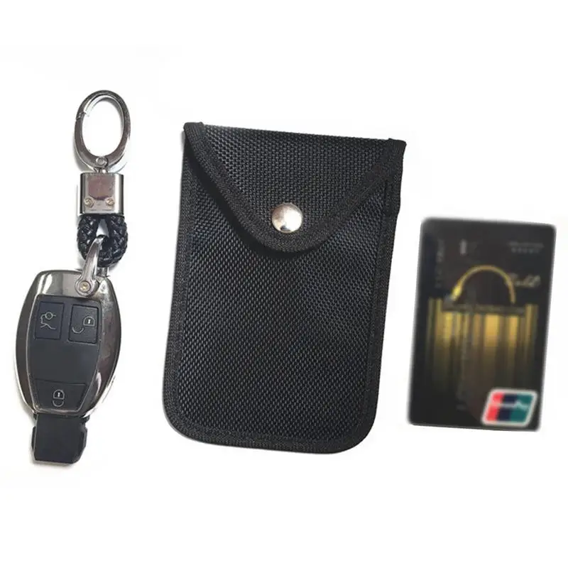 Car Key Signal Blocker Pouch RFID /WIFI /GSM /LTE /NFC Blocker Cell Phone Signal Blocking Protector Bag Keyless
Car Key Signal Blocker Pouch RFID /WIFI /GSM /LTE /NFC Blocker Cell Phone Signal Blocking Protector Bag Keyless
