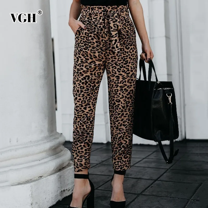VGH Sexy Women's Pants In Leopard Print Mid Waist Drawstring Loose Slim Flat Female Cross-pants 2019 Fashion Korean Clothing
VGH Sexy Women's Pants In Leopard Print Mid Waist Drawstring Loose Slim Flat Female Cross-pants 2019 Fashion Korean Clothing