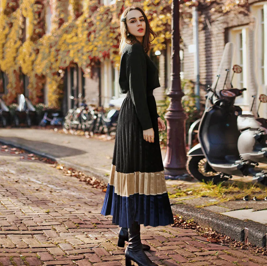 Женская плиссированная юбка облегающая бархатная с высокой талией многоцветная