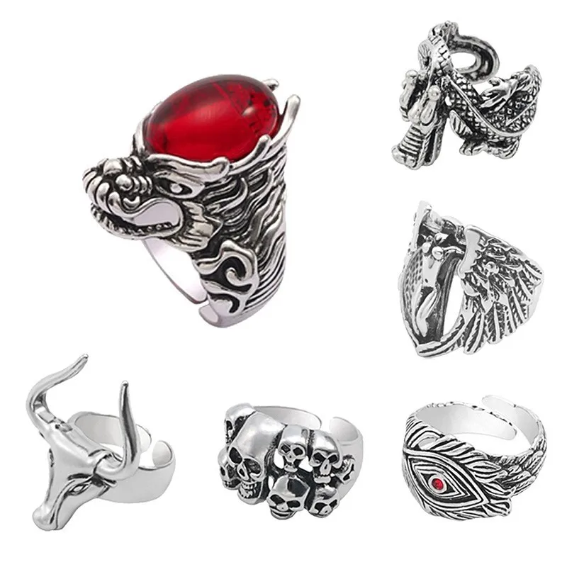 Retro Punk Style Men's Exaggerated Ring Personality Faucet Horns Totem Logo Metal Ring Cool Men's Nightclub Trend Jewelry Gift
Retro Punk Style Men's Exaggerated Ring Personality Faucet Horns Totem Logo Metal Ring Cool Men's Nightclub Trend Jewelry Gift