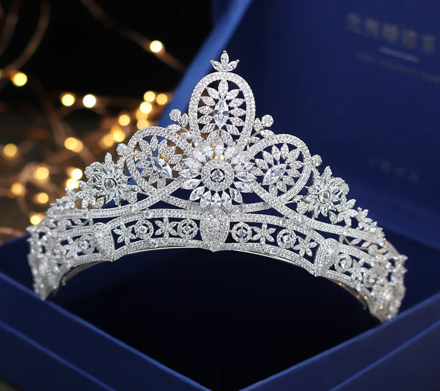 Rosebridalpark Top Quality Luxury Silver Cubic Zirconia Tiaras AAA Zircon Full CZ Crowns Wedding Bridal Hair Jewelry Women Gifts
Rosebridalpark Top Quality Luxury Silver Cubic Zirconia Tiaras AAA Zircon Full CZ Crowns Wedding Bridal Hair Jewelry Women Gifts